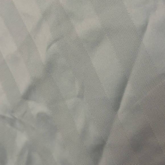 Table cloth - Picture 2 of 3